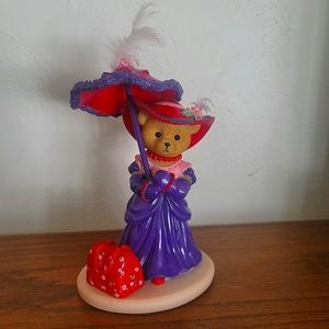 Hamilton  Happy Hatters Collection   Dress To The Nines Figurine